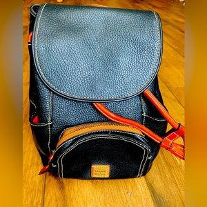 DOONEY & BOURKE MURPHY MEDIUM BACKPACK